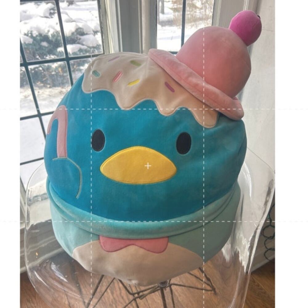 XL Squishmallows Sundae Tuxedo Sam 24”Hello Kitty & Friends Plush